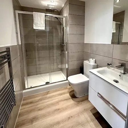 Trafford Bridge Suite Manchester Exterior photo